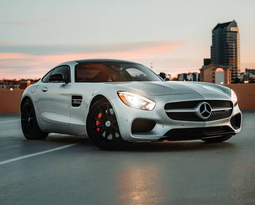 "Chiptuning voor Mercedes voertuigen, gericht op het verbeteren van prestaties, rijcomfort en efficiëntie."